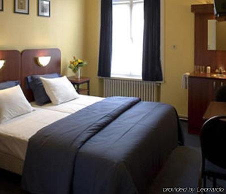 Hotel Antwerp Billard Palace Oda fotoğraf